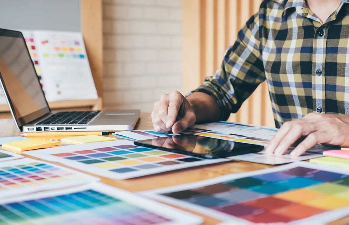 designer portfolio laptop